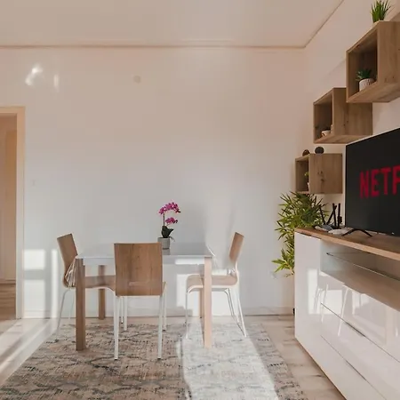 Апартаменты Free Wifi Netflix Settefontane Elegant *